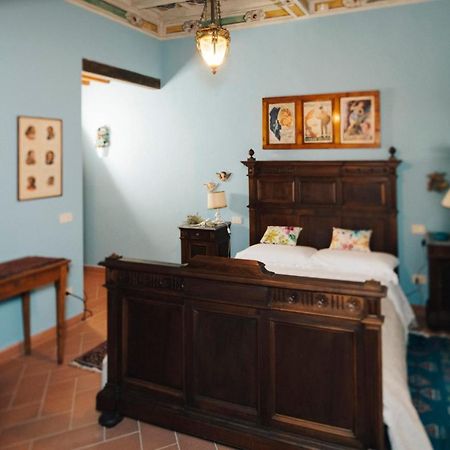 Villa Moris Bed And Breakfast Tavarnelle Val di Pesa Exterior photo