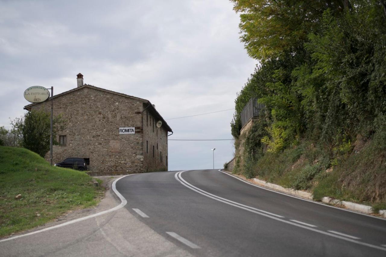 Villa Moris Bed And Breakfast Tavarnelle Val di Pesa Exterior photo